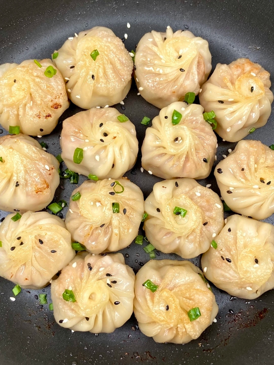 拇指生煎包要怎样做才能口口爆汁呢?