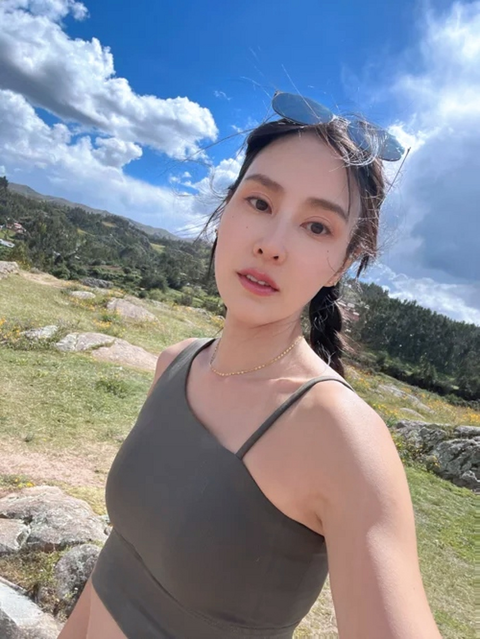 房思瑜参加「全明星运动会」后,健美形象更加深植人心,她热爱户外运动