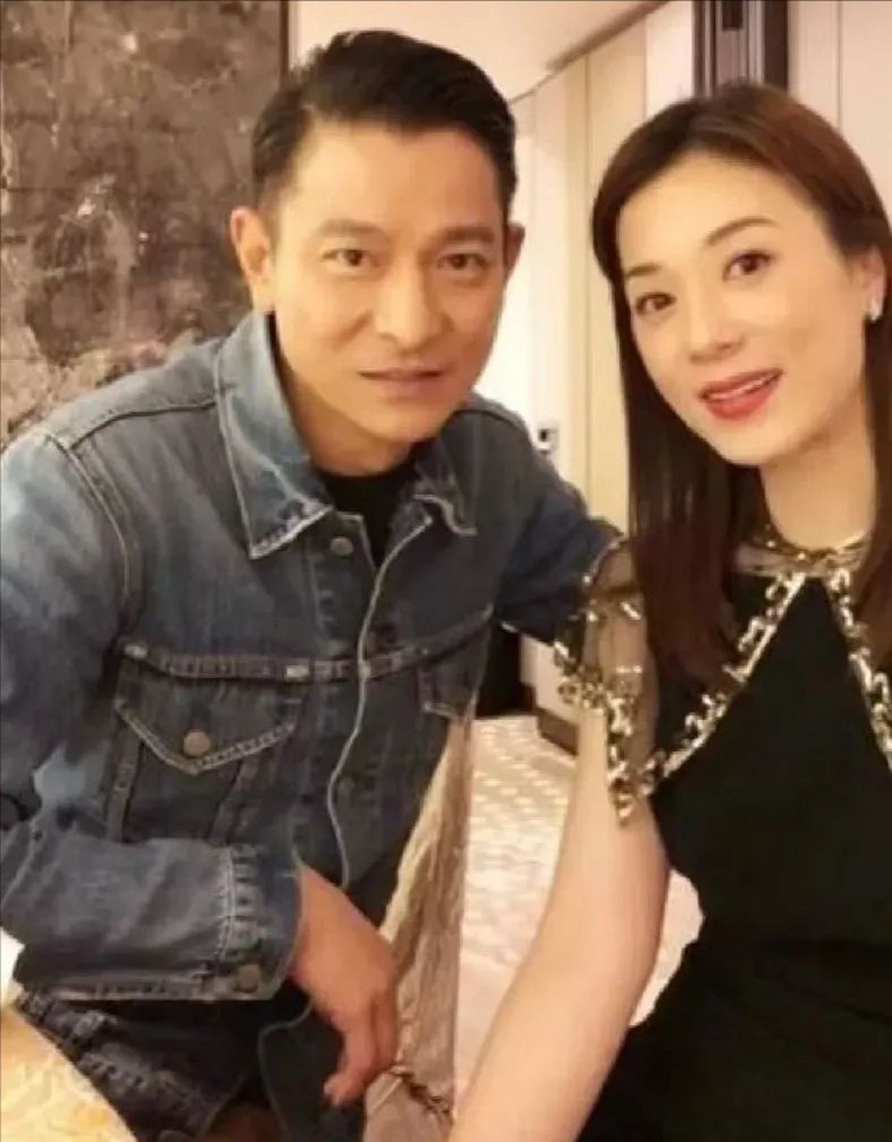 你可能想不到,赖文慧给刘德华伴舞一生,没想到竟然是另有目的  如今