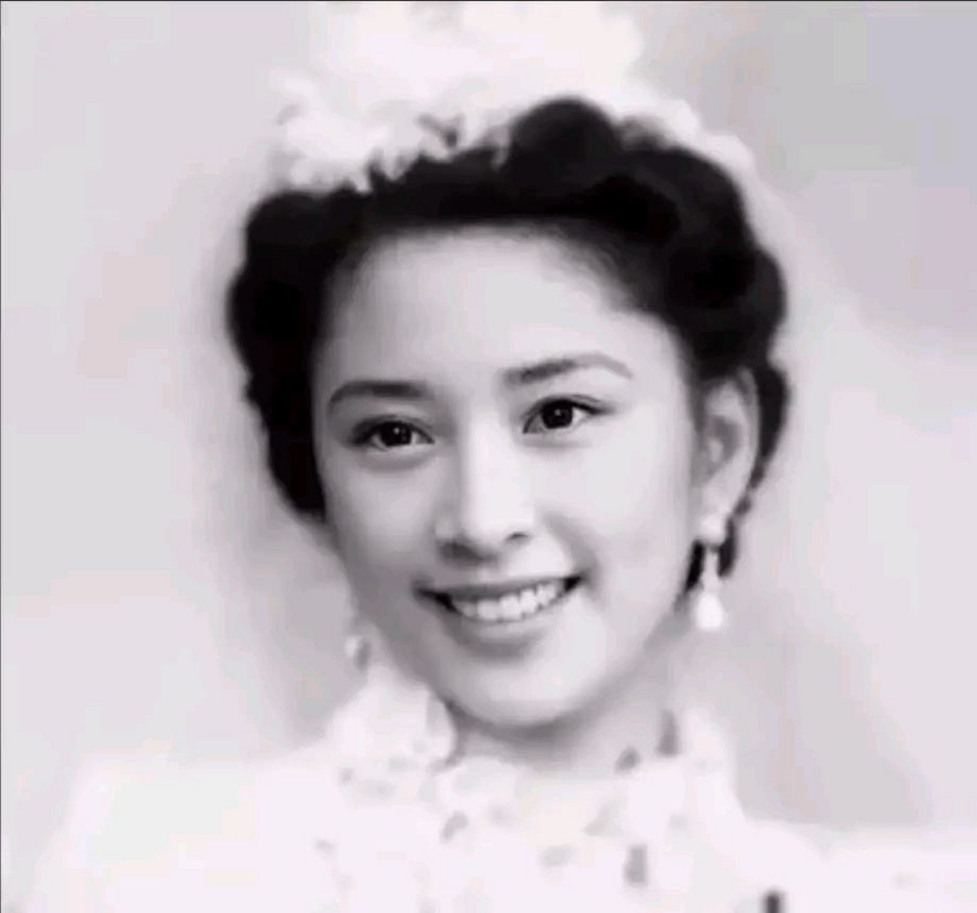 民国影后蝴蝶的女儿胡友松,她后来嫁给了李宗仁!