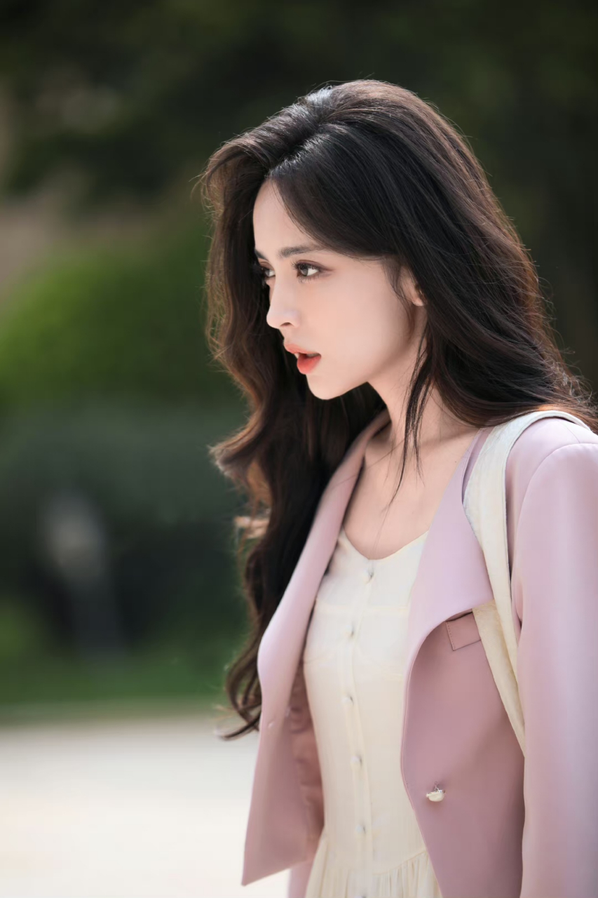 古力娜扎美照,颜值真的是太美了!#养眼美女