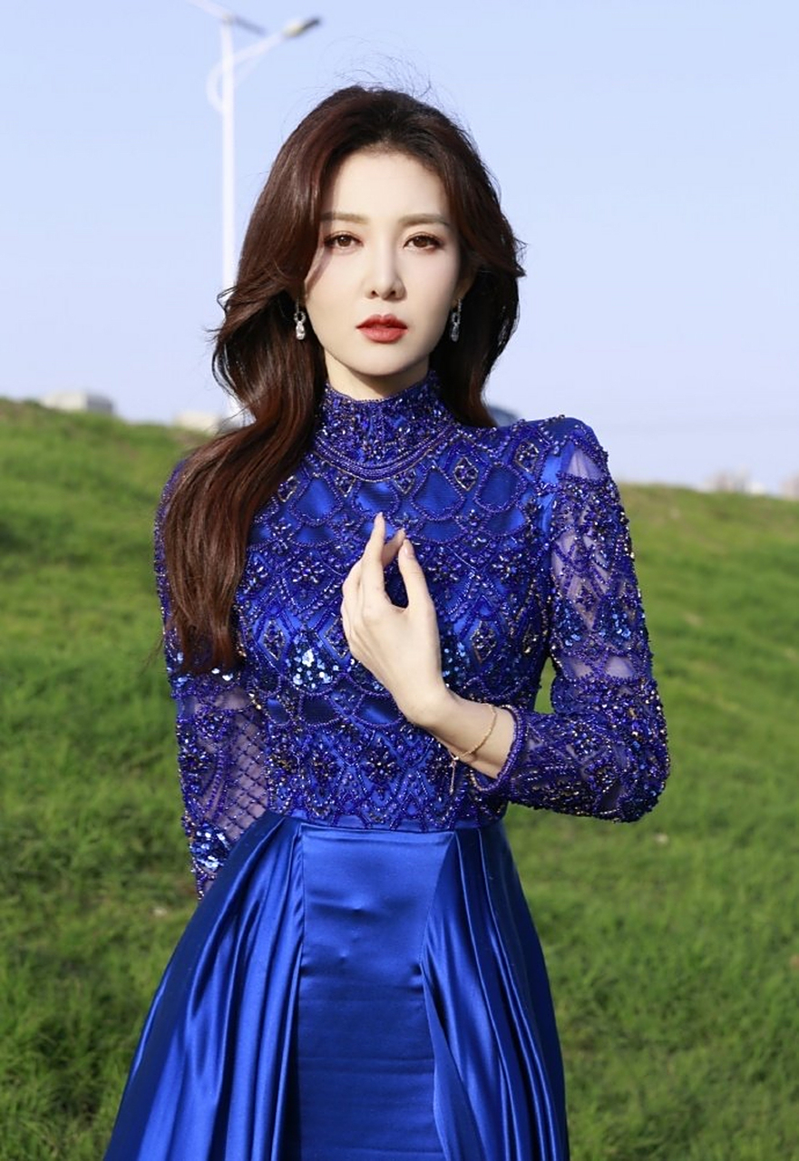 美女主持人郭玮