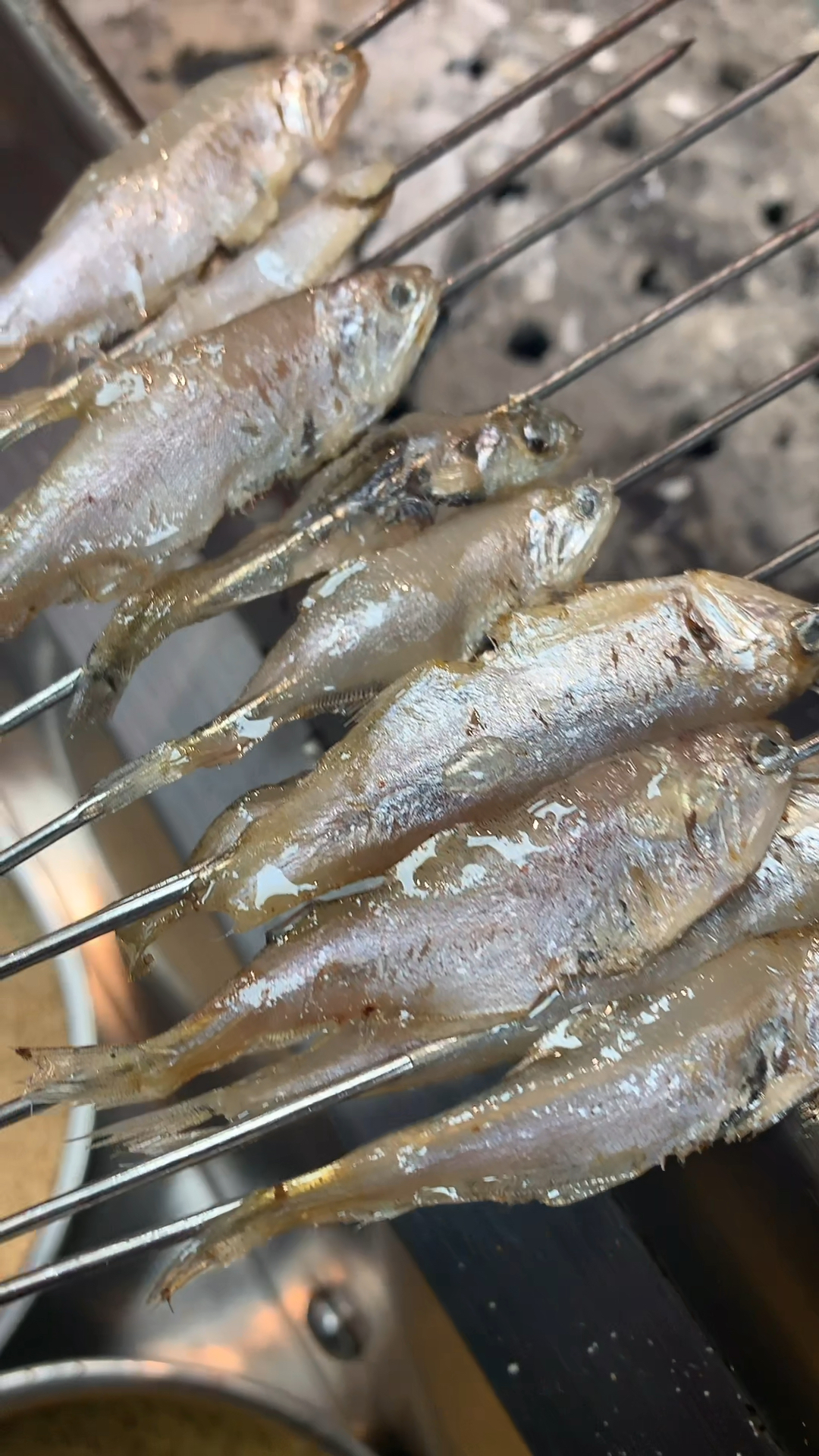炭烤小鱼拿捏