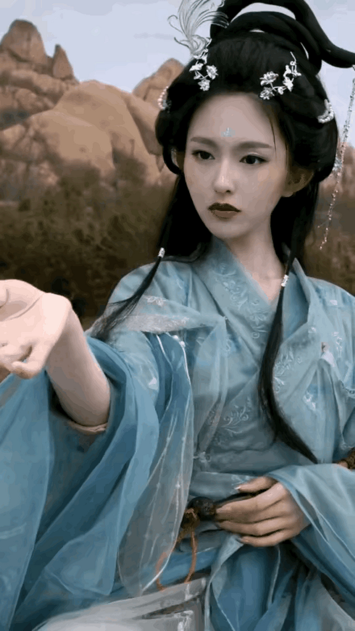 唐嫣40岁了还在拍古装?不知道是什么类型的人设.