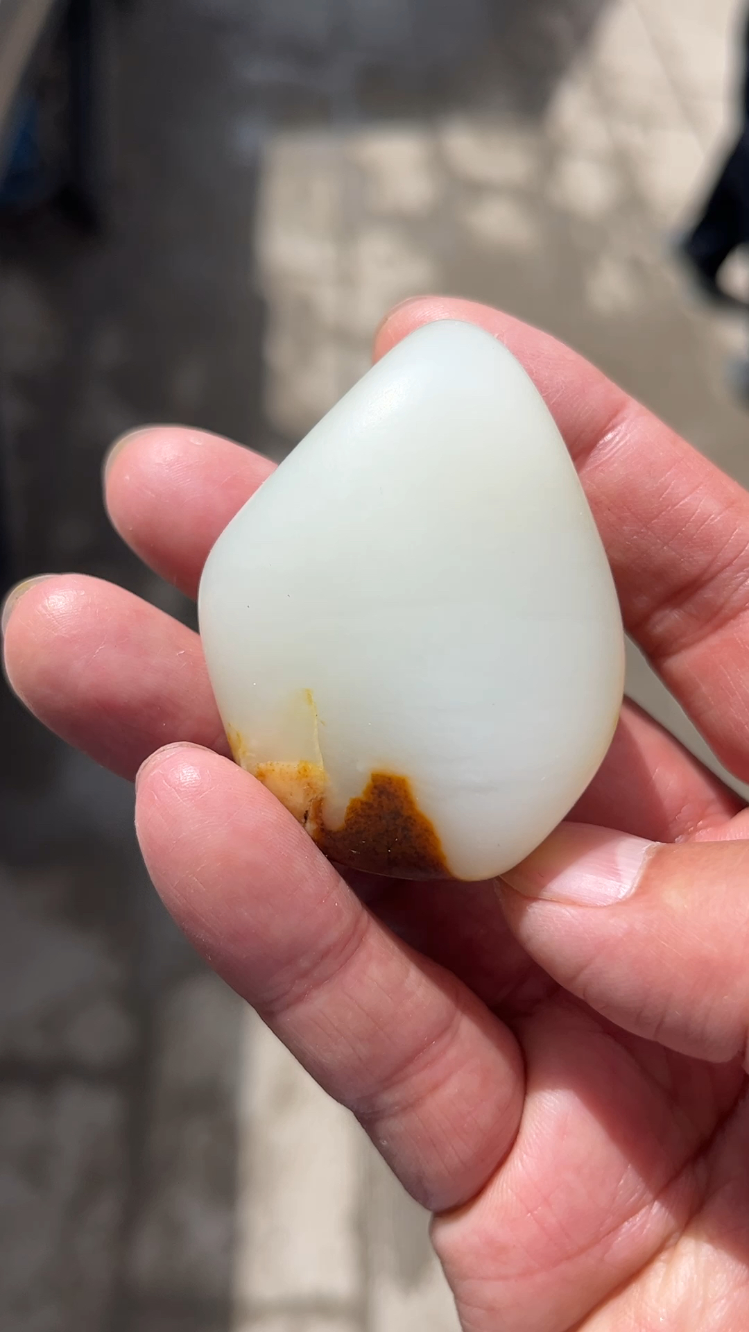 和田玉籽料羊脂白玉肉细过灯真皮真色一级白-度小视