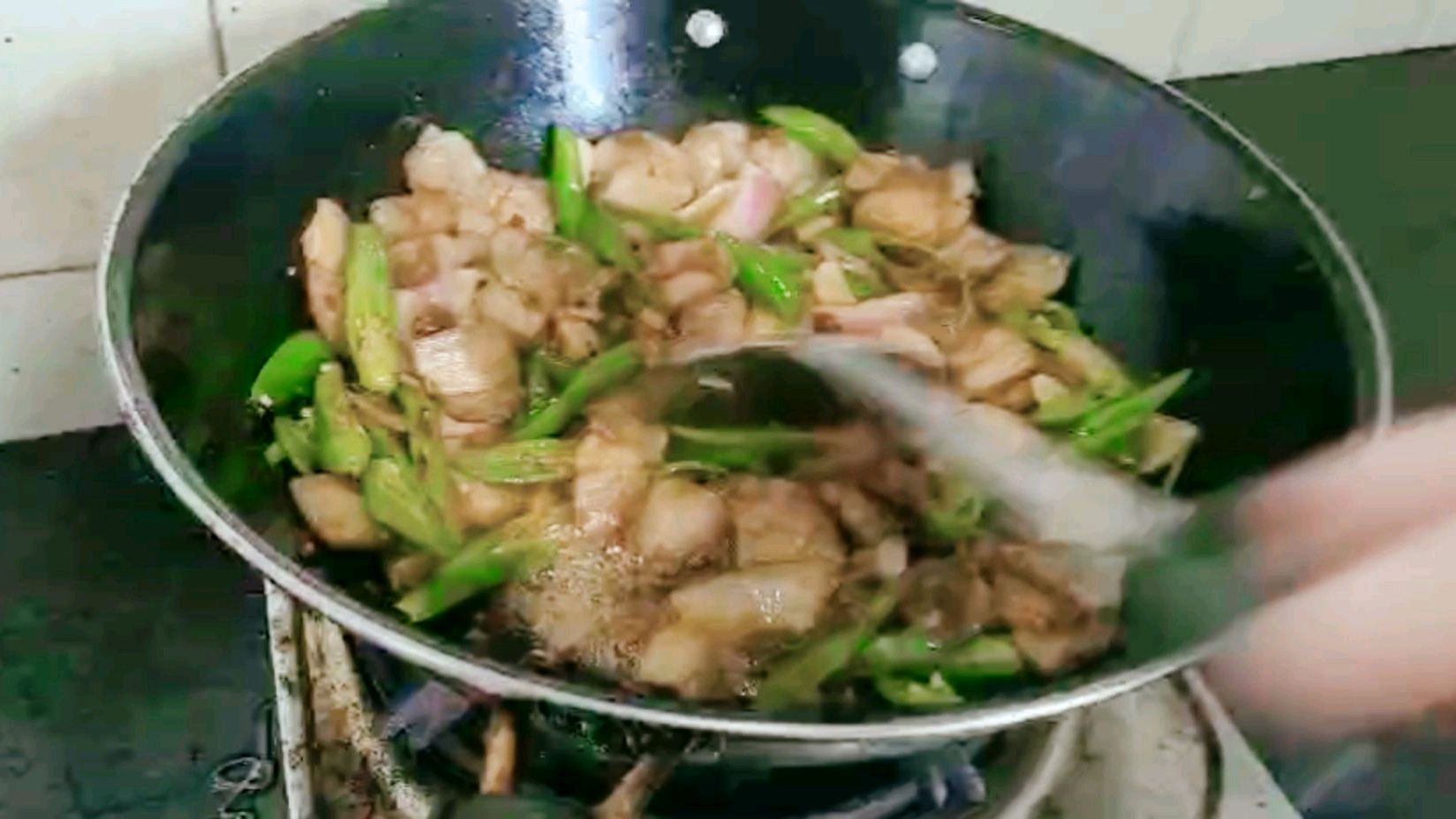 农家回锅肉-好看视频