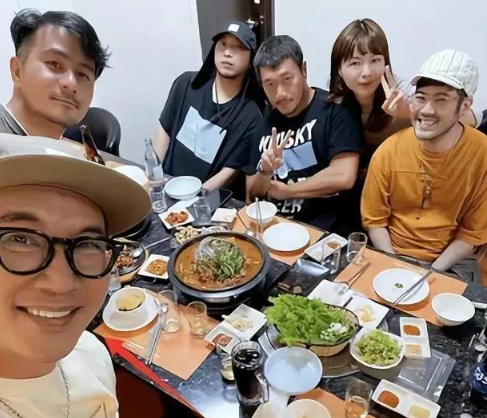 具俊烨再次展现出他渣男的本性,与前任蔡妍重新在一起