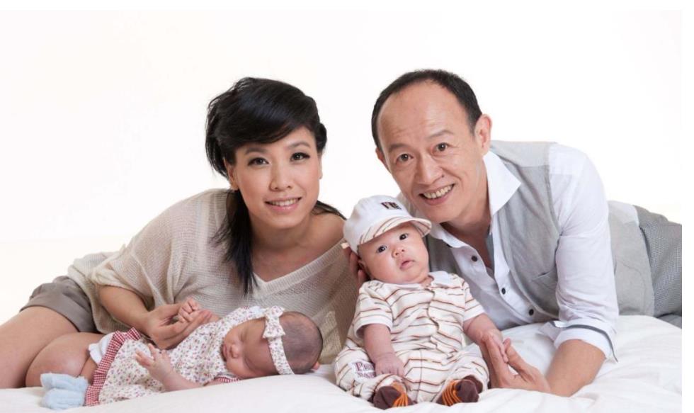 金士杰:女友去世后发誓终身不娶,结果扭头就娶了22岁的女学生!