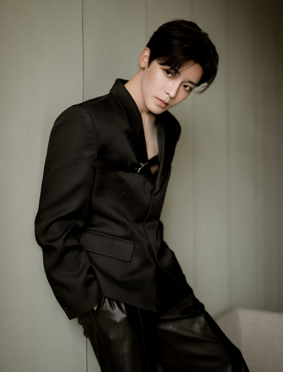 侯明昊写真壁纸