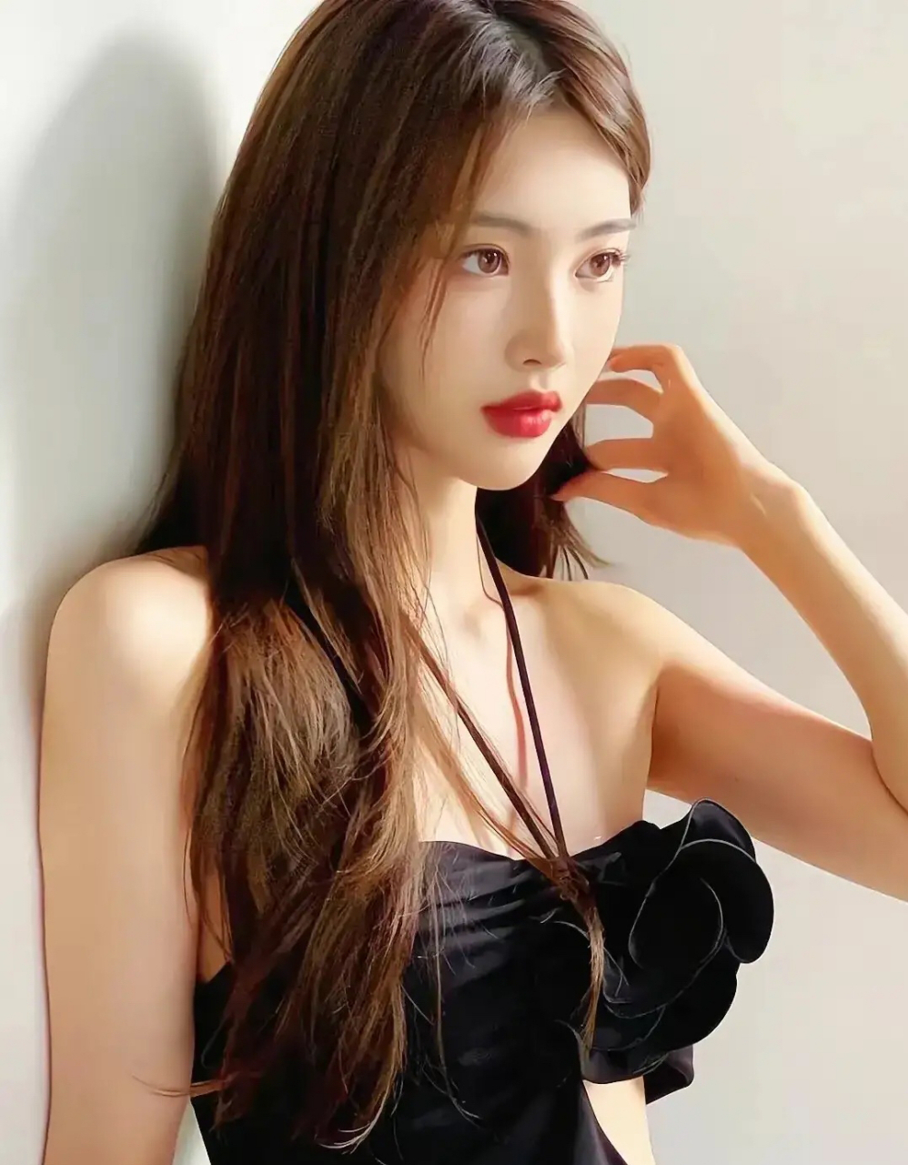 图文热点情报局# 世界上竟然有这么漂亮的女生!