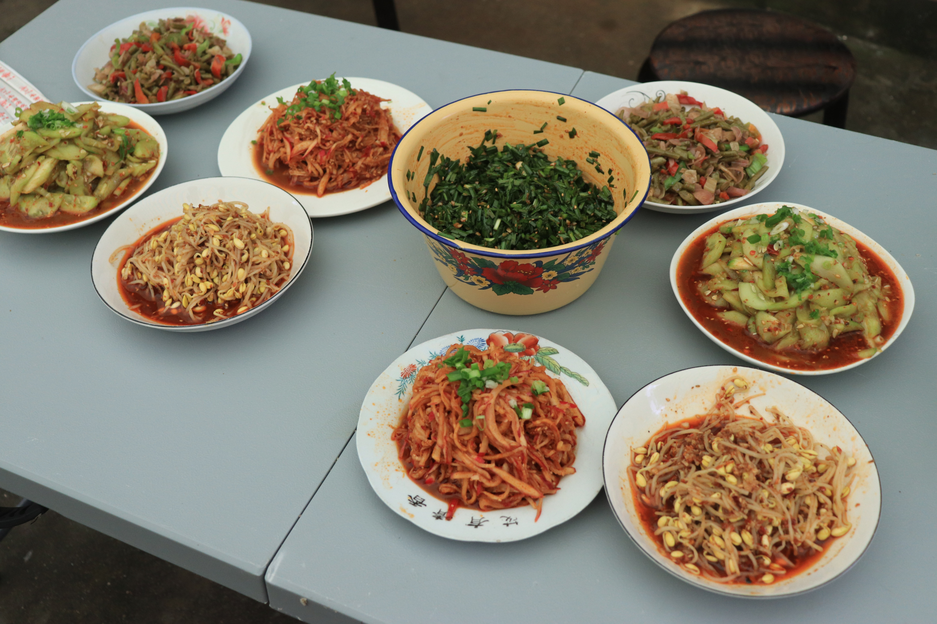 略阳菜豆腐节节,一道传统美食,以其独特的口感和深厚的文化内涵,吸引