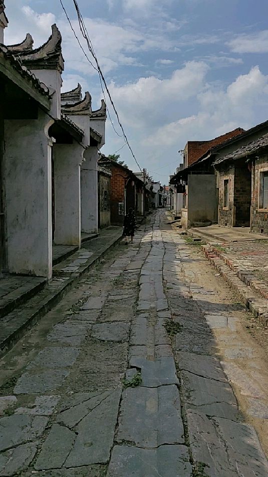 监利程集古镇没有人关注就是不行-度小视