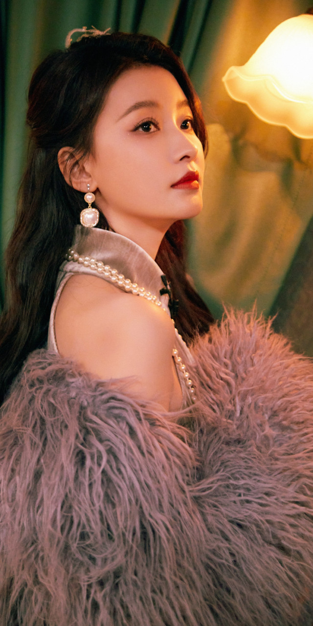 旗袍美女# #女明星旗袍造型# #孙怡# 孙怡大侦探紫色旗袍造 ..