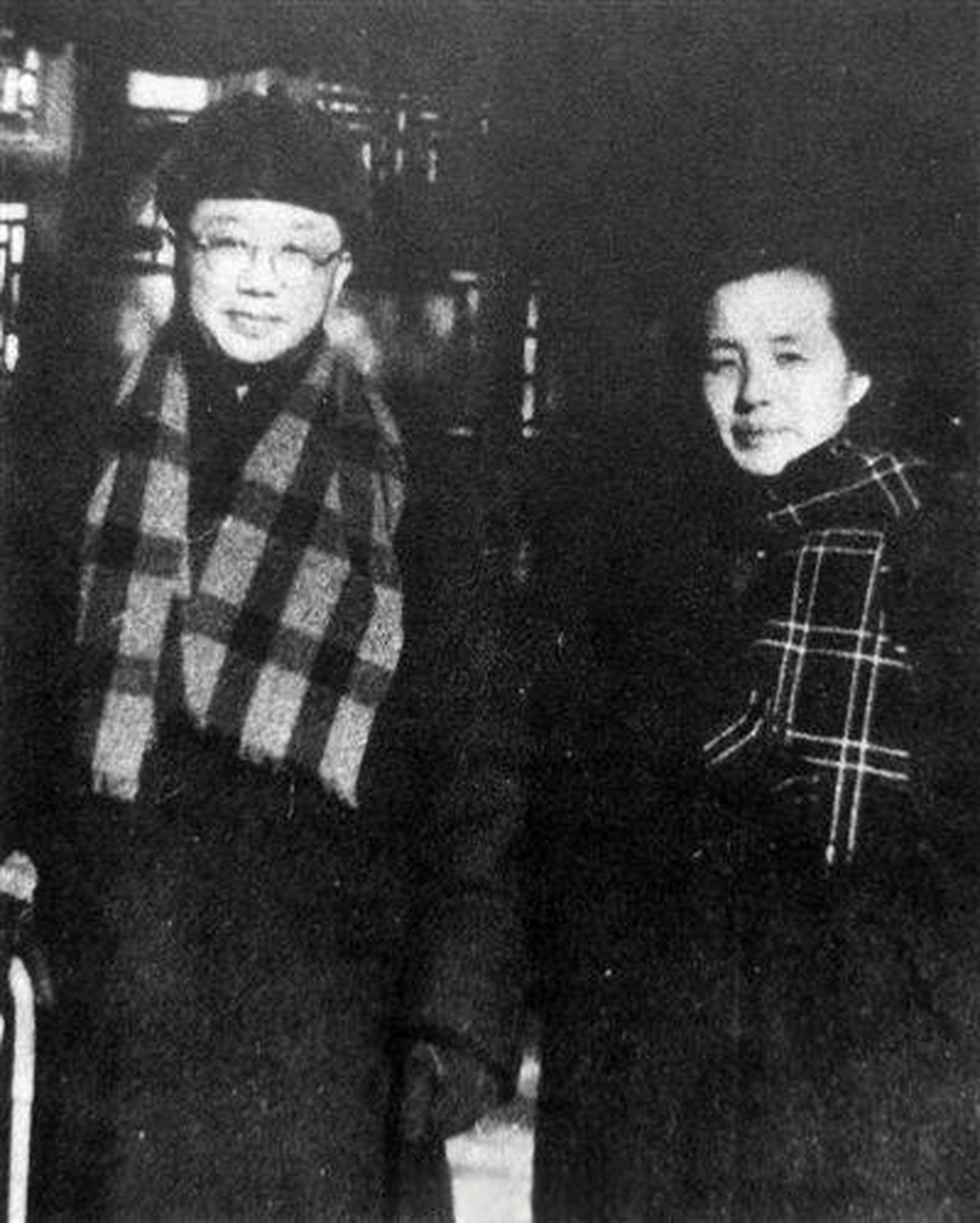 浦氏三姐妹是中国近代史的名人,大姐浦洁修是位女企业家,建国后曾任