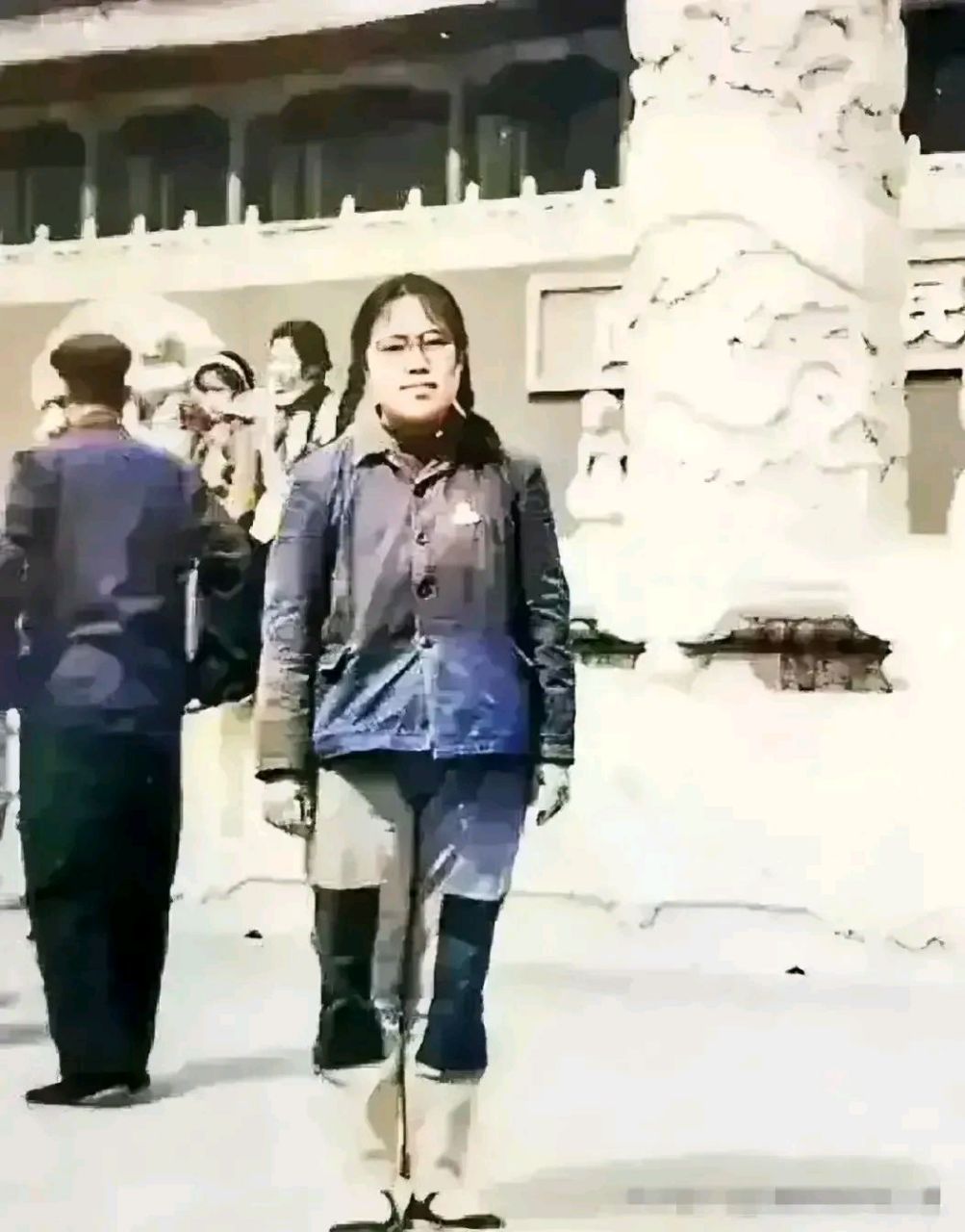 60年代穿补丁衣服图片图片