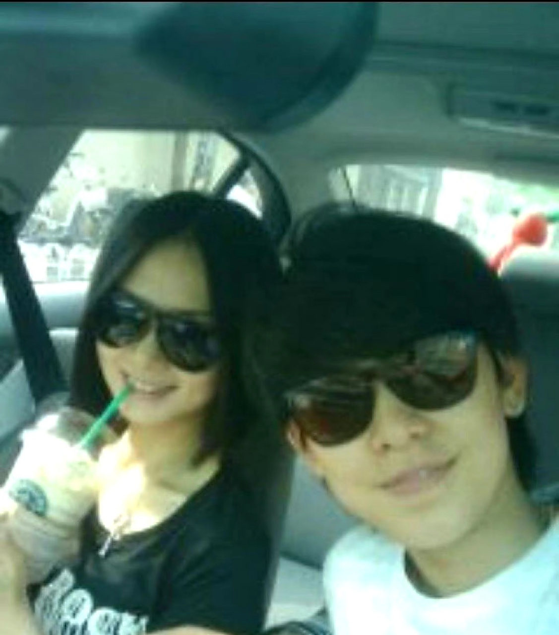 关于#戚薇林子君# 的事情,个人一贯的立场是尊重,但同时也反对大肆