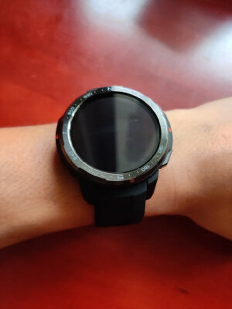 荣耀手表gs和pro哪个好,荣耀gs pro手表优缺点  荣耀手表gs pro也还不