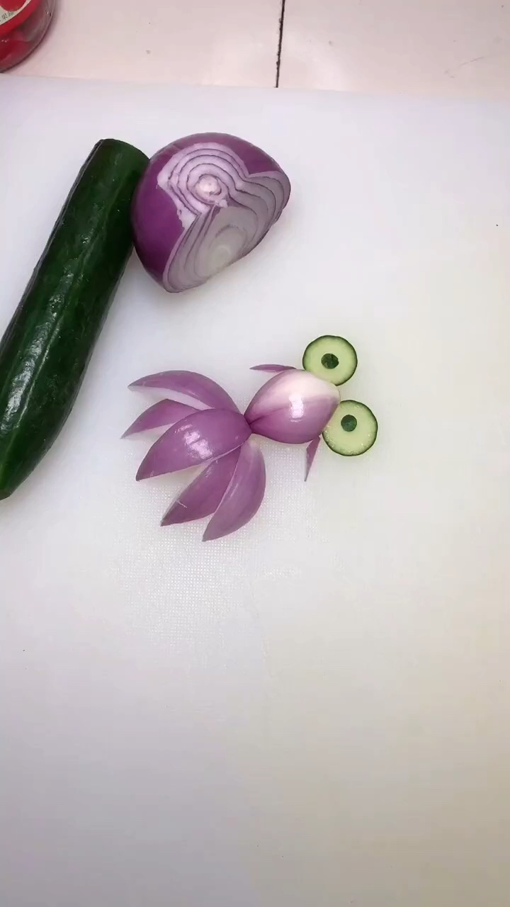 创意洋葱小金鱼