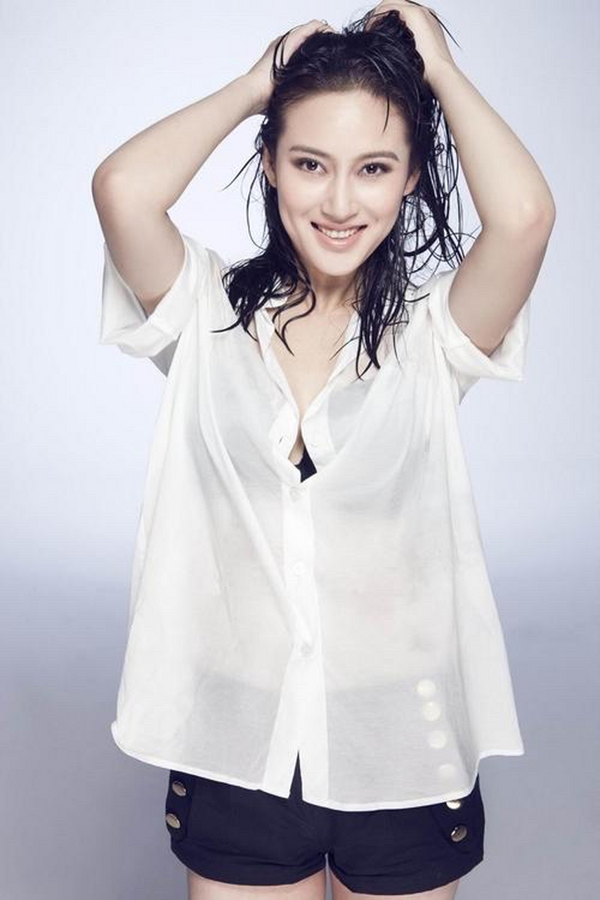 赵柯(karina zhao),1983年2月13日出生于河南省郑州市,中国内地影视女