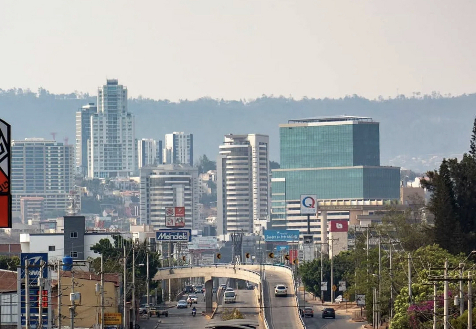 洪都拉斯首都——特古西加尔巴,由两个城市组成,被