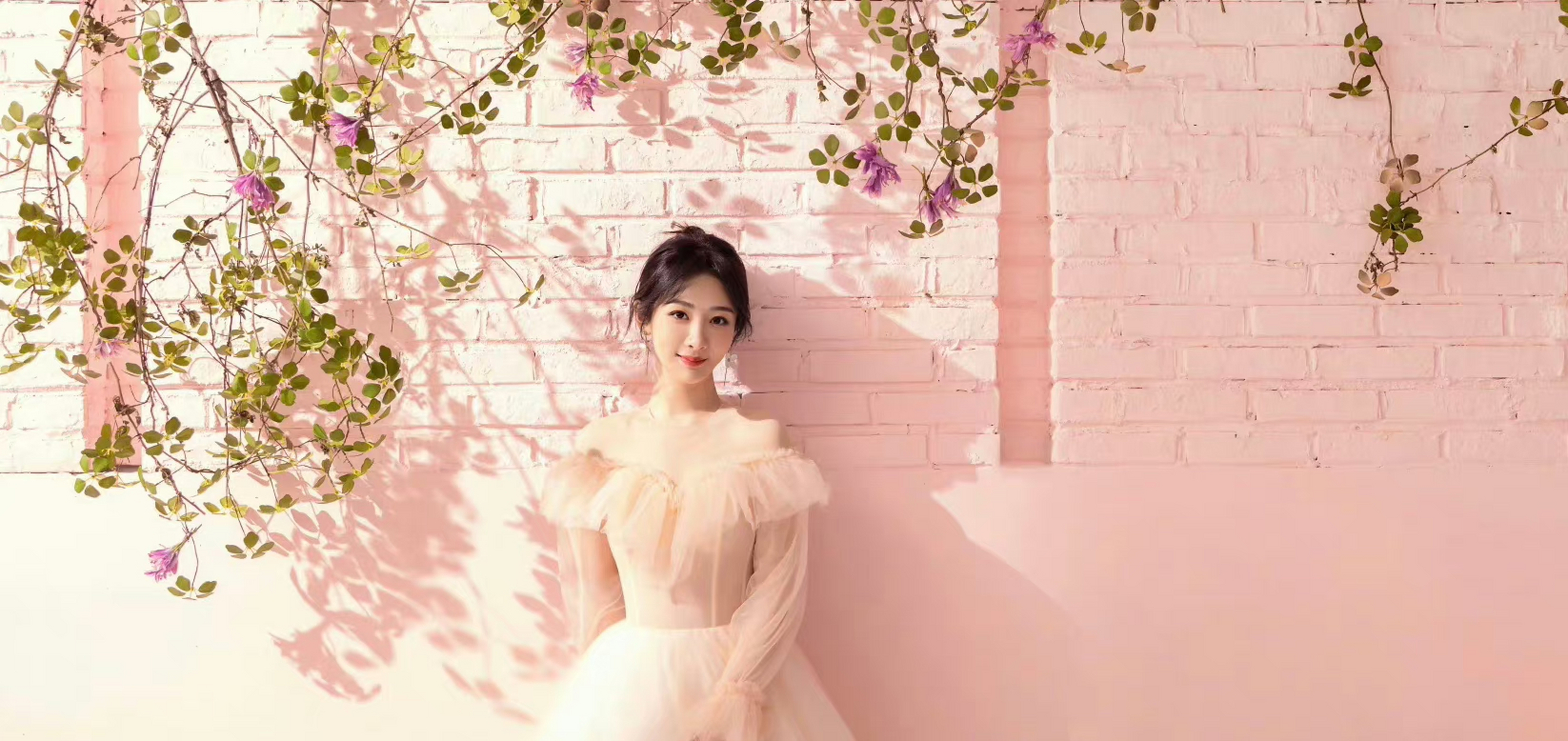 杨紫520营业照[期待] 哇呜～是婚纱大片啊,好美