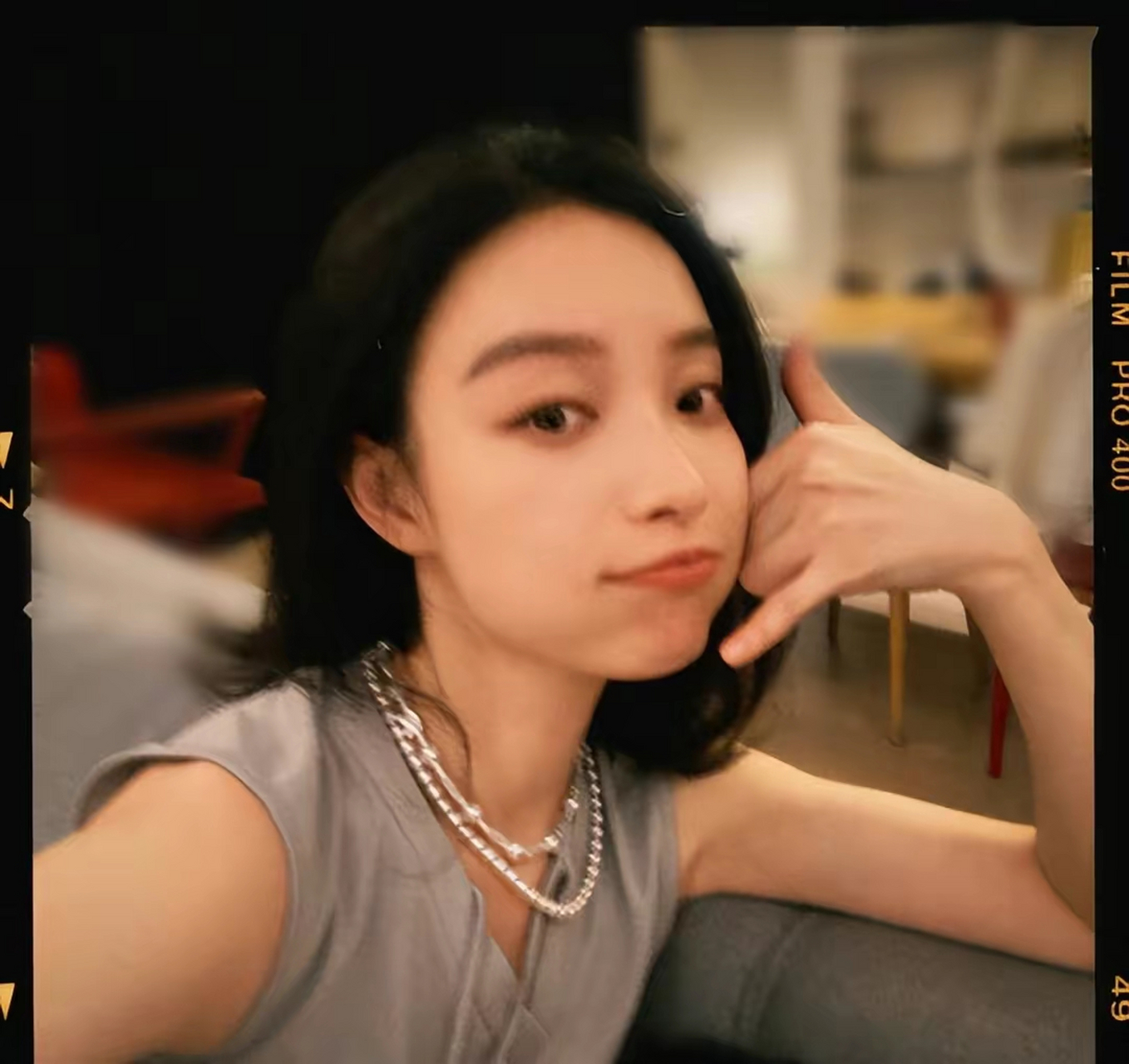 倪妮连晒30张自拍!