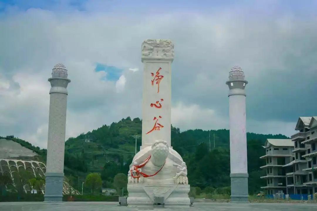 贵州独山净心谷景区,曾经因为天下第一水司楼烂尾:一举成名