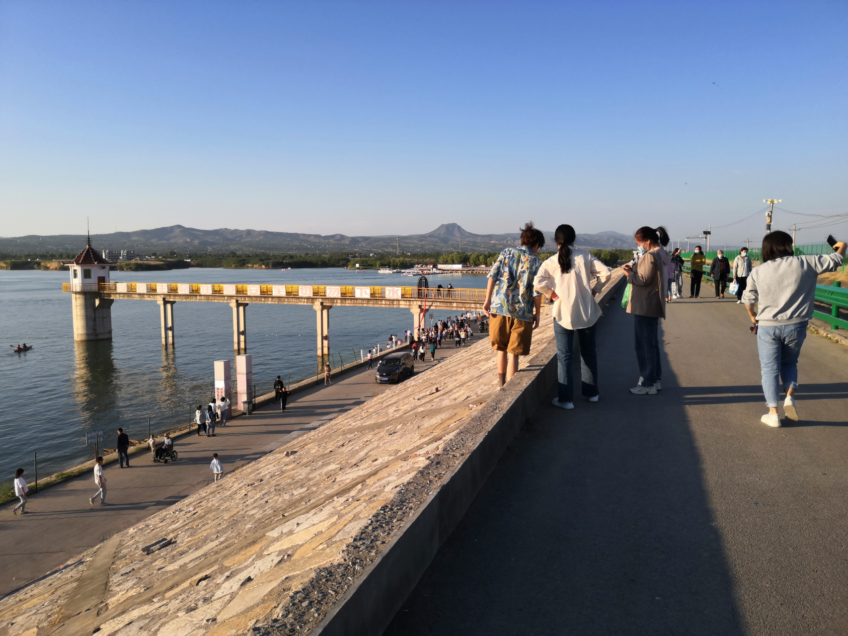 五一假期,礼泉甜水湖美景