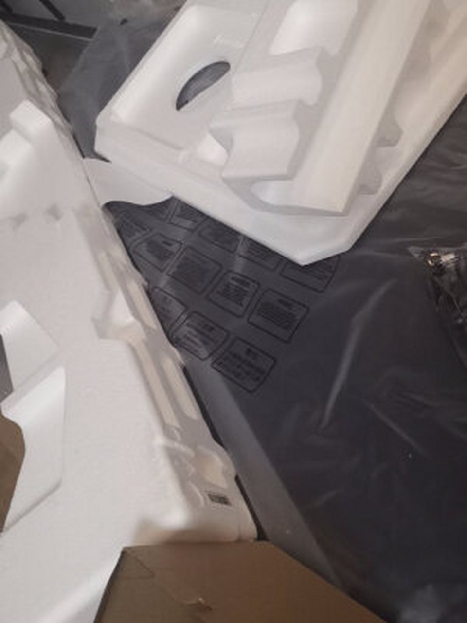 华为智慧屏v75和spro75对比,华为智慧屏v55好不好  华为智慧屏v其实也