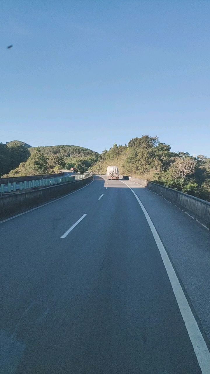 昆磨高速的真的是很陡的