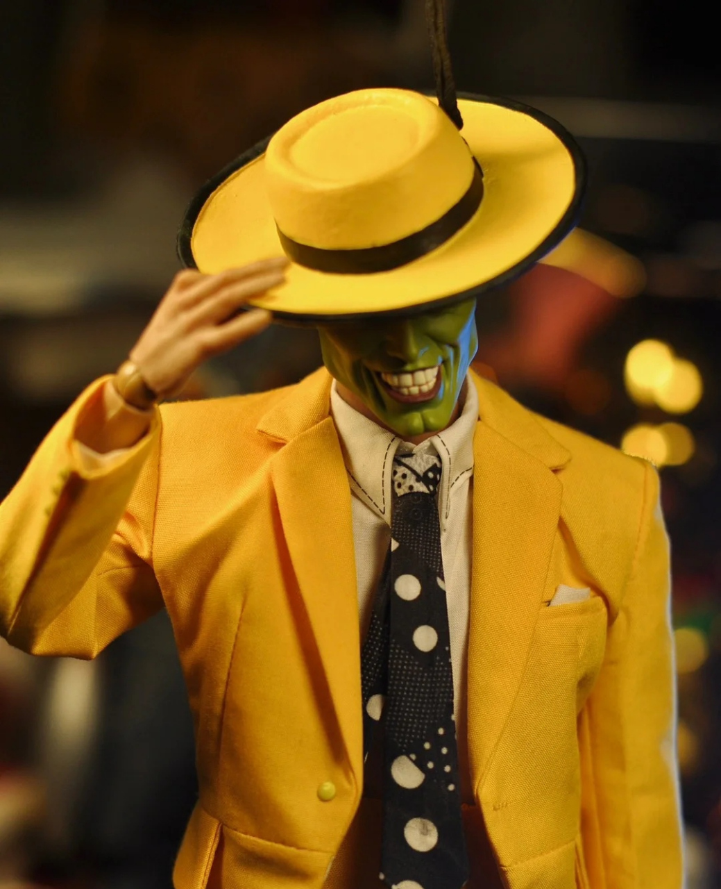 《变相怪杰》由超级恶作剧大师金凯瑞所演,他出演之后的片筹从35万美