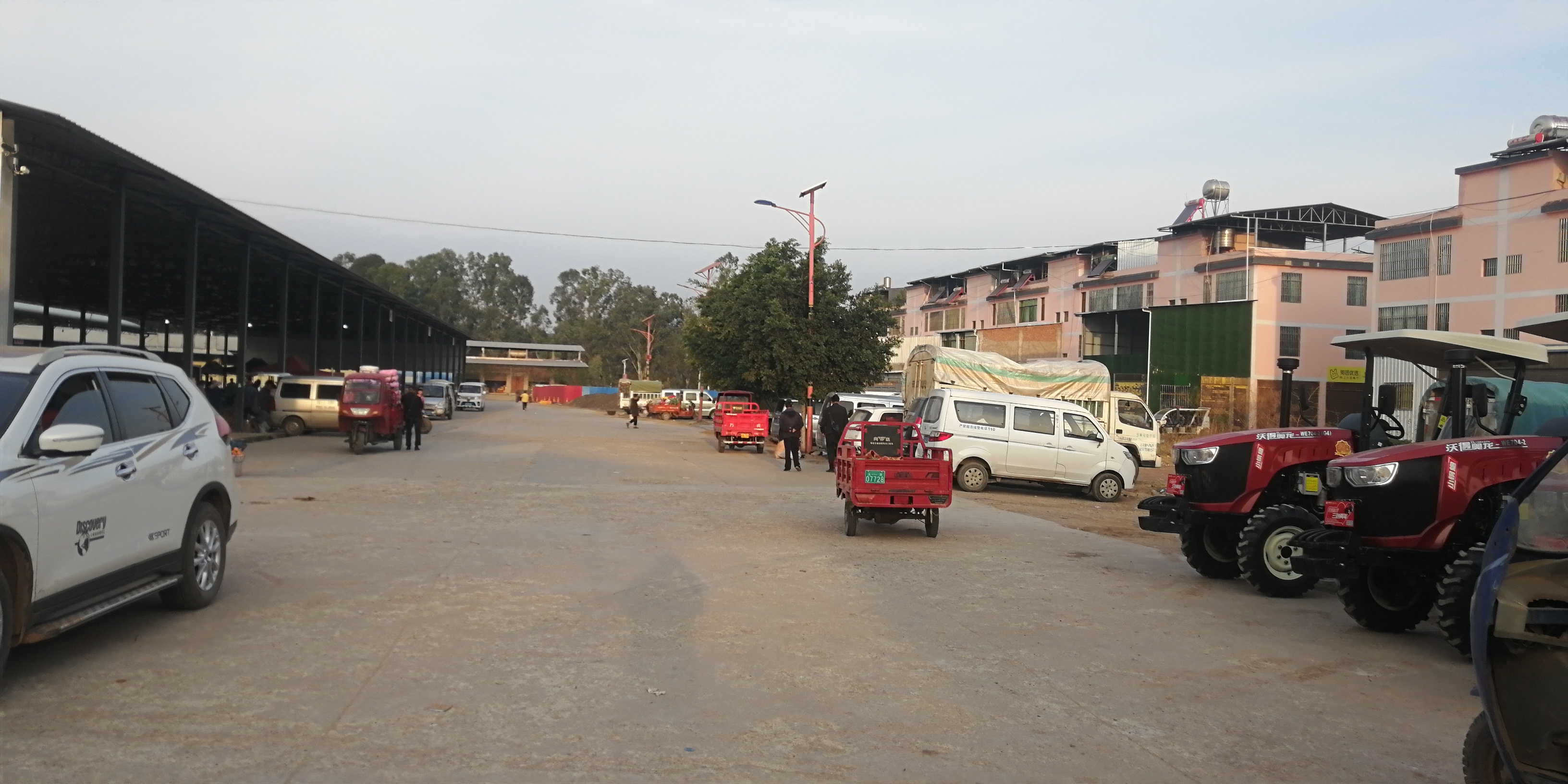 元谋县老城乡开展占道经营文明执法促和谐