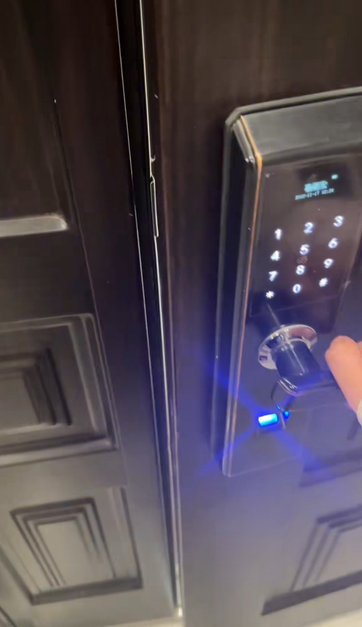 每次下班回家打开门,我都哈哈哈,回家就是开心!