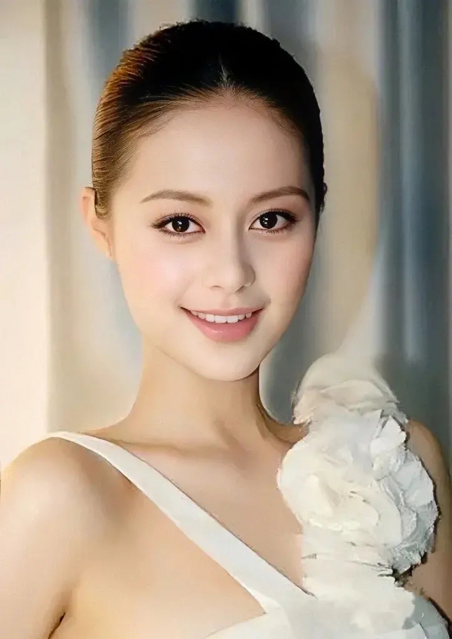 王力可这才是纯天然的美!好看,美丽动人,有气质,漂亮大气,好美!