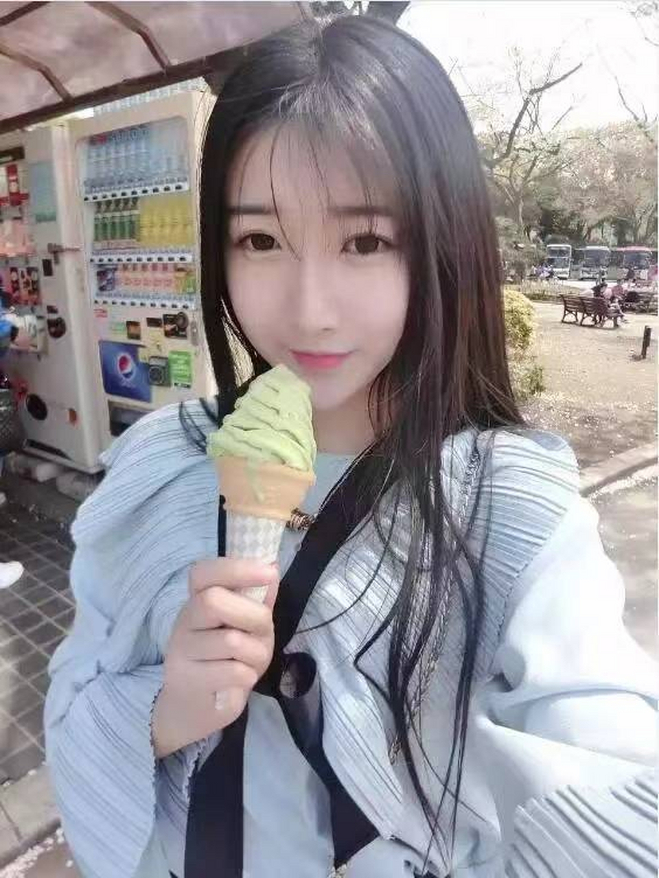 mcn风帆计划# #六间房高颜美女主播视频直播平台#  做主播其实别渴乔