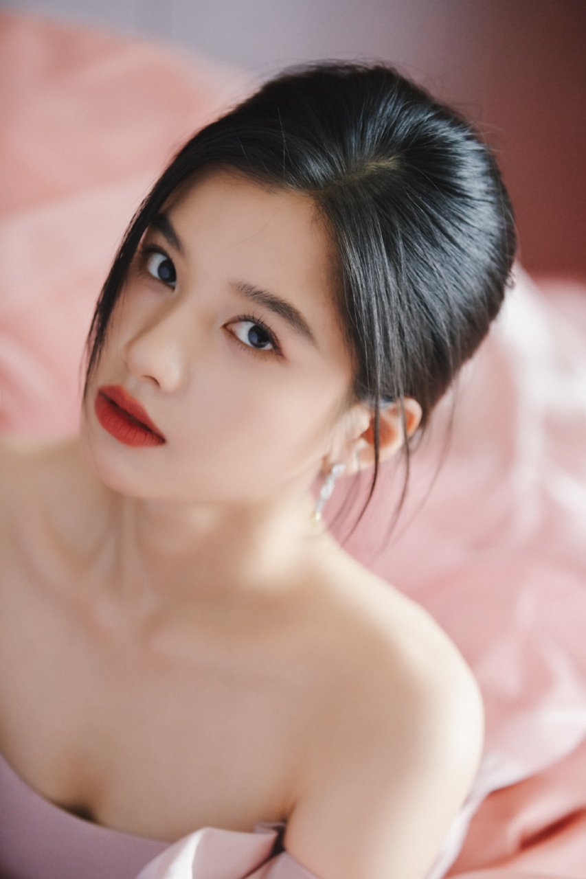 张婧仪高清壁纸头像(二十六)[给你小心心]