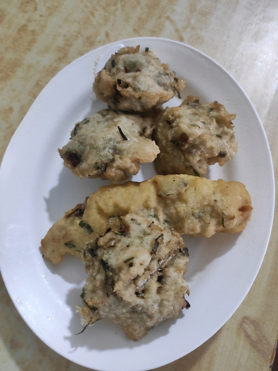 就像图中的惠安特色小吃,在惠安大受欢迎,可是出了惠安就很少有人问津