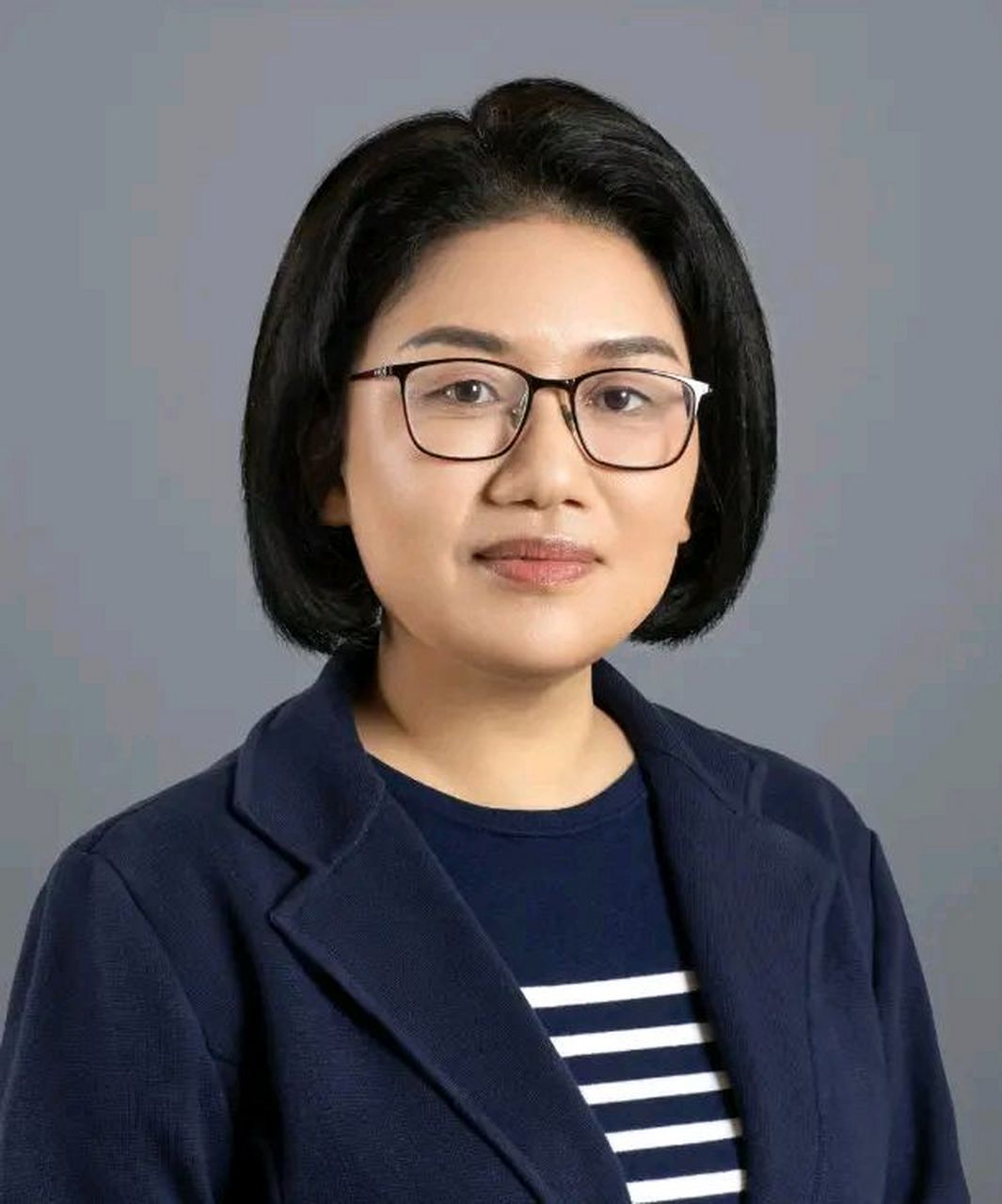 2003年,女工程师何庭波得知,华为芯片研发每年有24亿经费,惊叫道:"