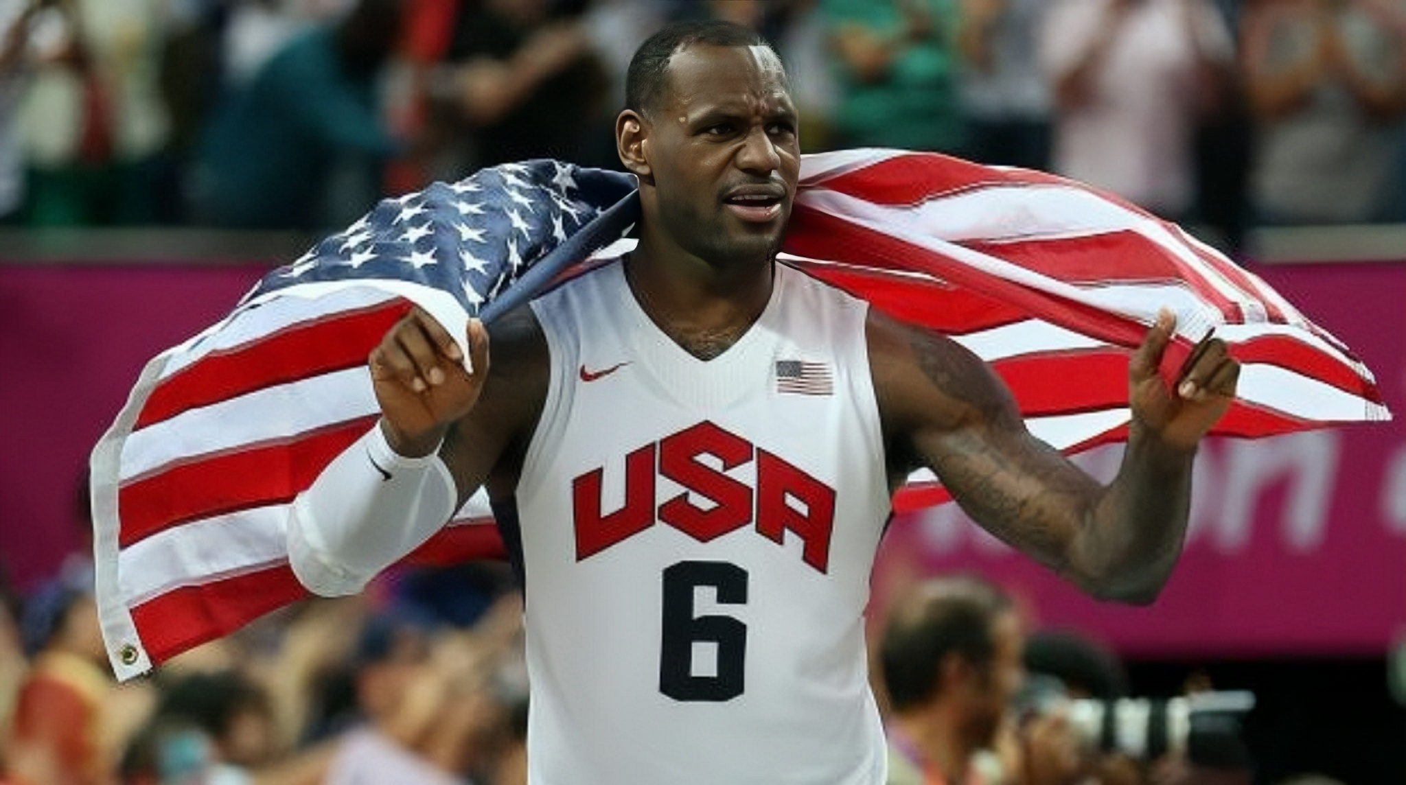 詹姆斯计划出战24年奥运会,并打算联合杜库一起出战