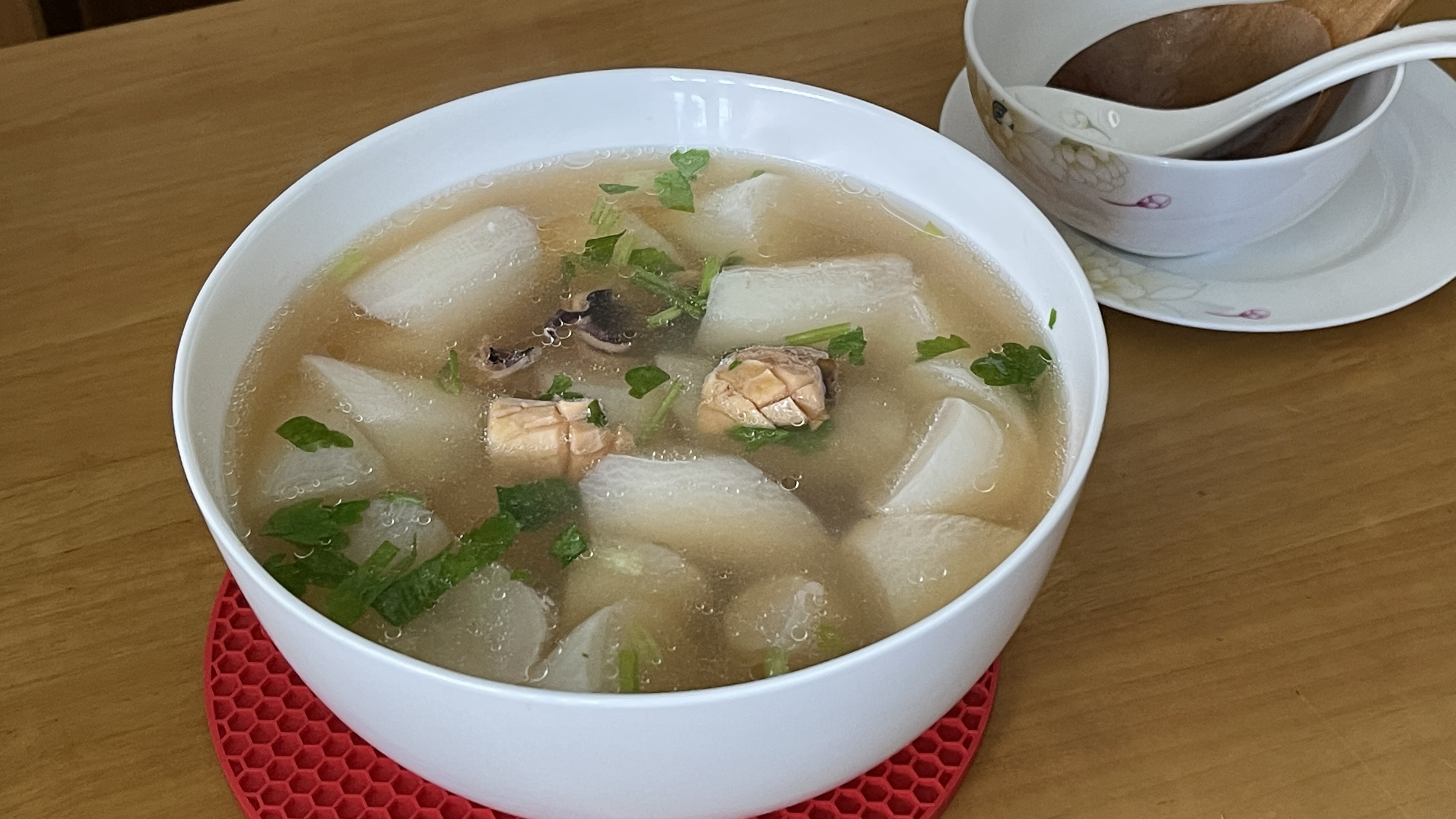 墨鱼干萝卜汤,汕头人的做法简单又好喝,秋冬一定要吃一次