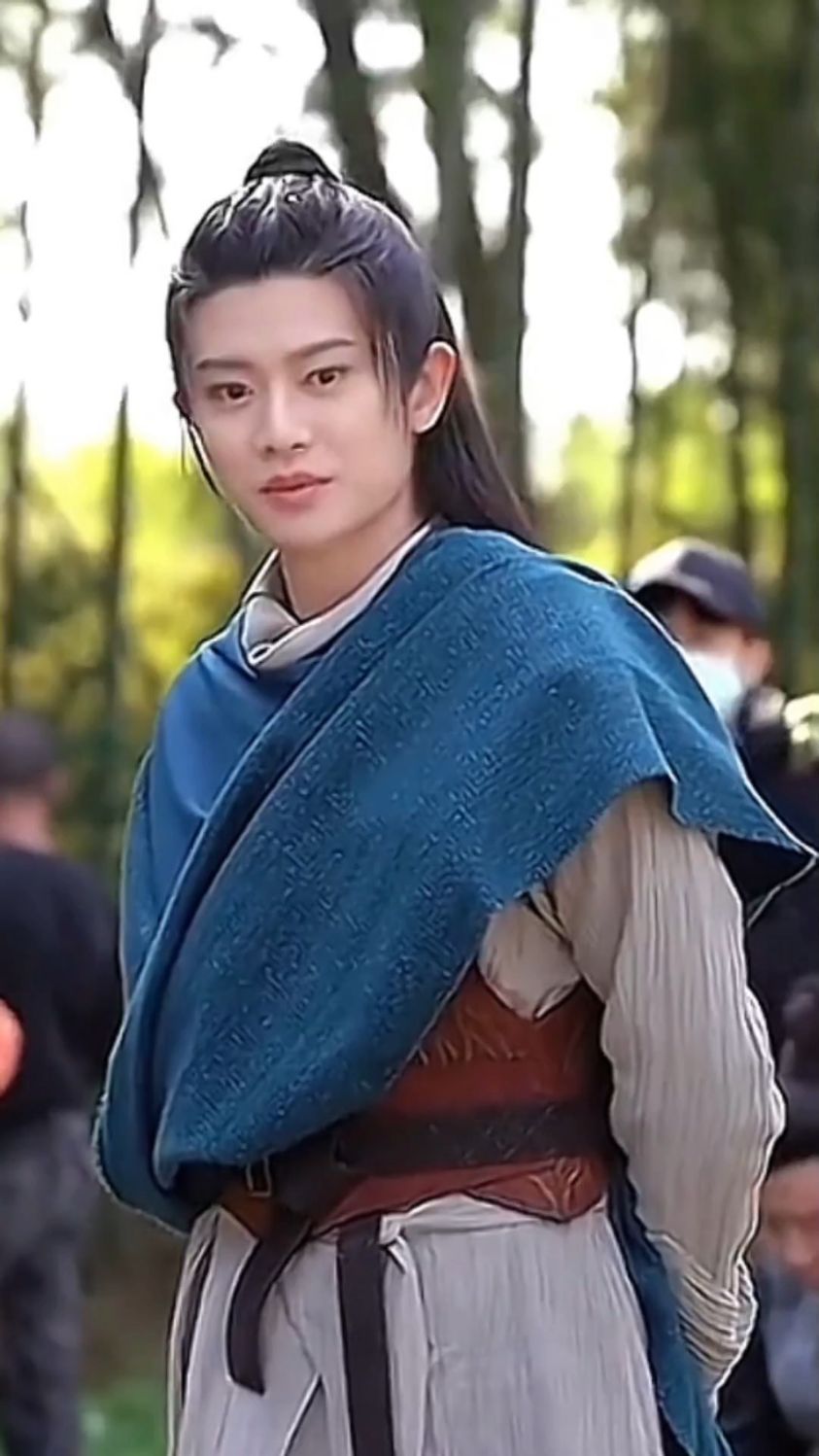 有任嘉伦的剧组果然欢乐多这是国超本尊吧