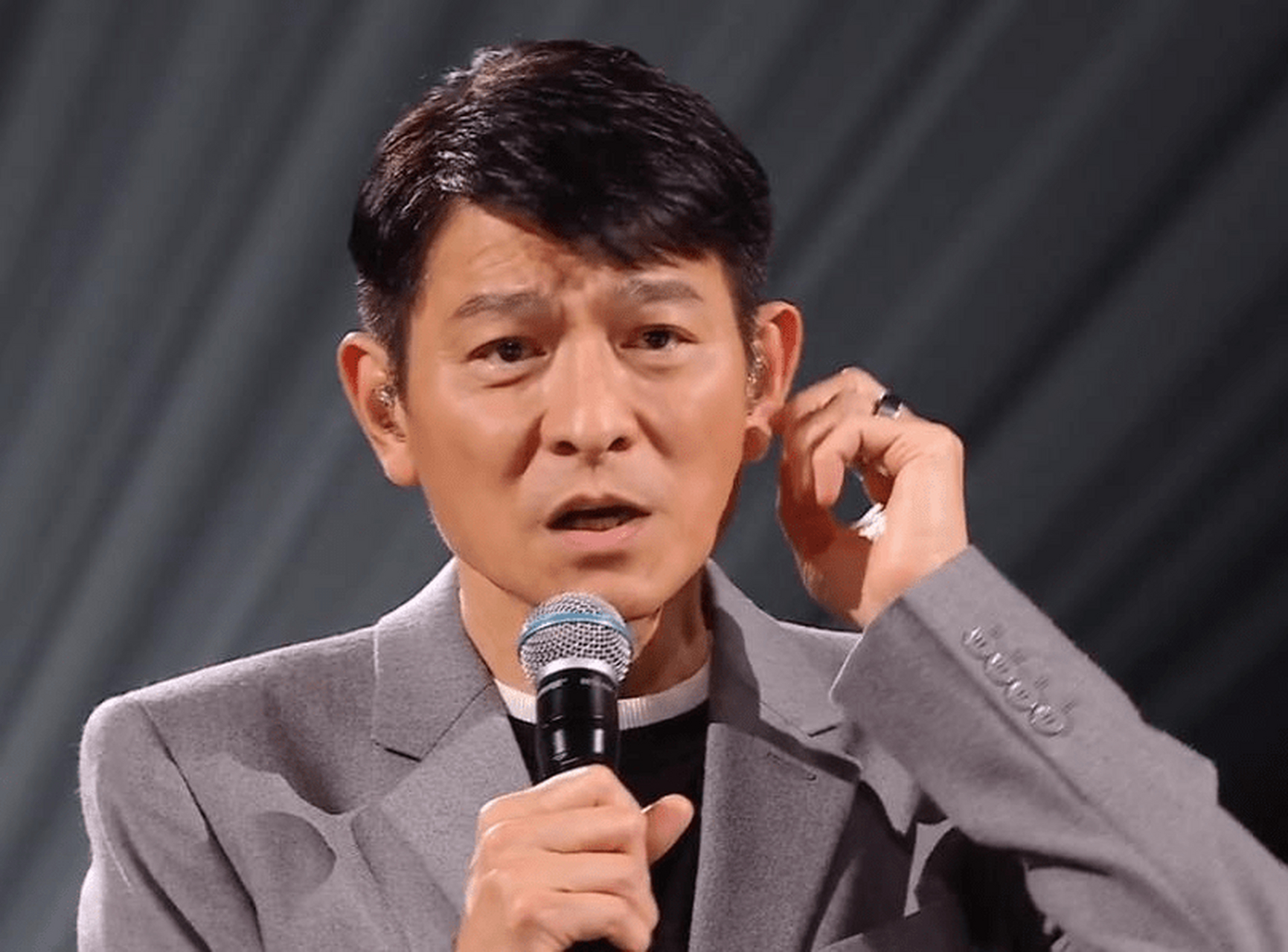 "看得出,刀郎也是非常欣赏刘德华的人品.