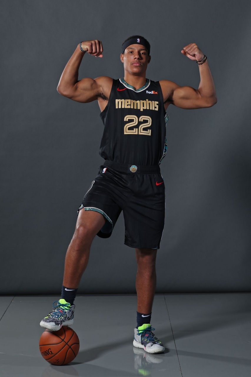 贝恩,nba联盟里臂展最短的球员! 灰熊队的德斯蒙德-贝恩身高1.