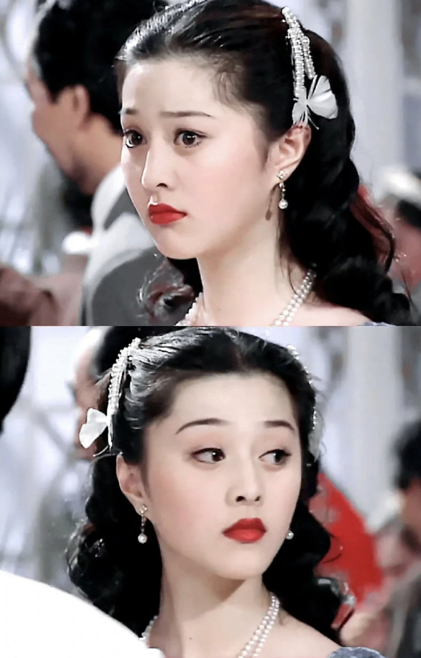 16岁的范冰冰,那会子还没有气场全开,奶奶的很可爱