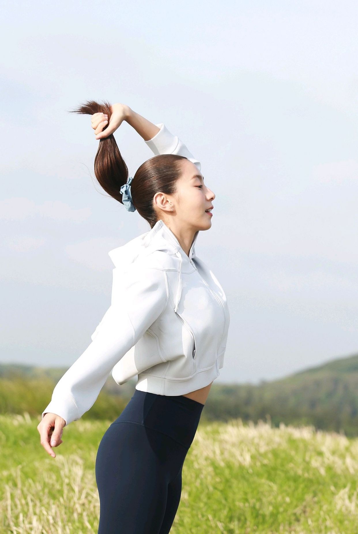 韩国女星金宥真的名品身材,不需要任何修饰的健康美