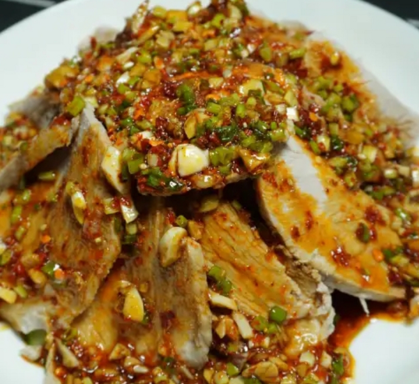 做法:  1:把猪瘦肉清洗干净