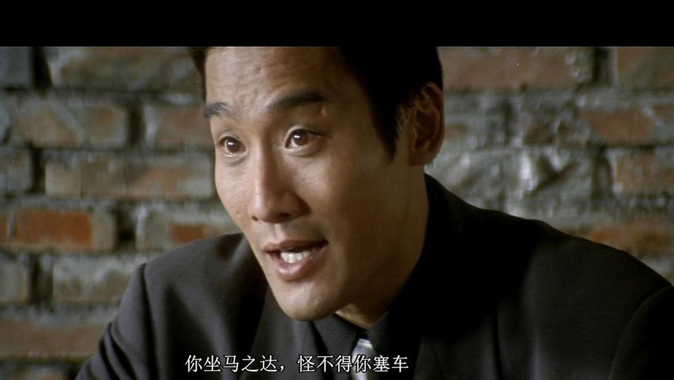 我们都开奔驰,劳斯莱斯,你开马之达,怪不的你会塞车[汗]