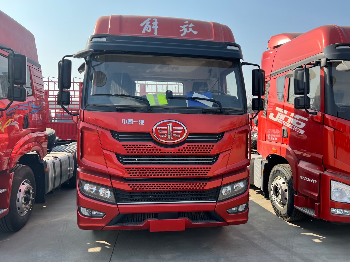 国五预挂牌解放悍威460马力潍柴发动机,车身最轻