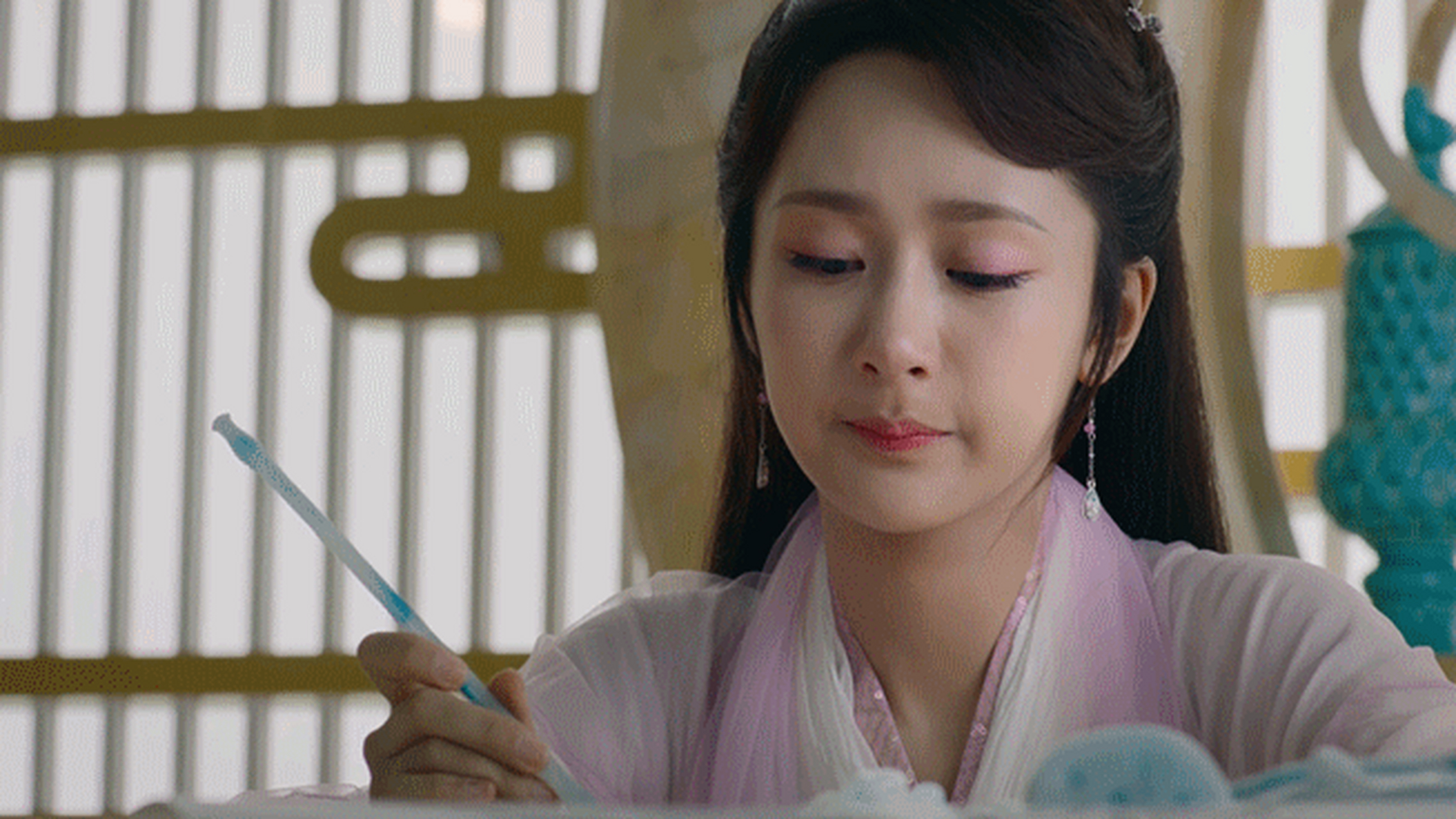 杨紫主演的新古偶剧《长相思》能否成为和《香蜜沉沉烬如霜》一样火的暑期爆款？的简单介绍