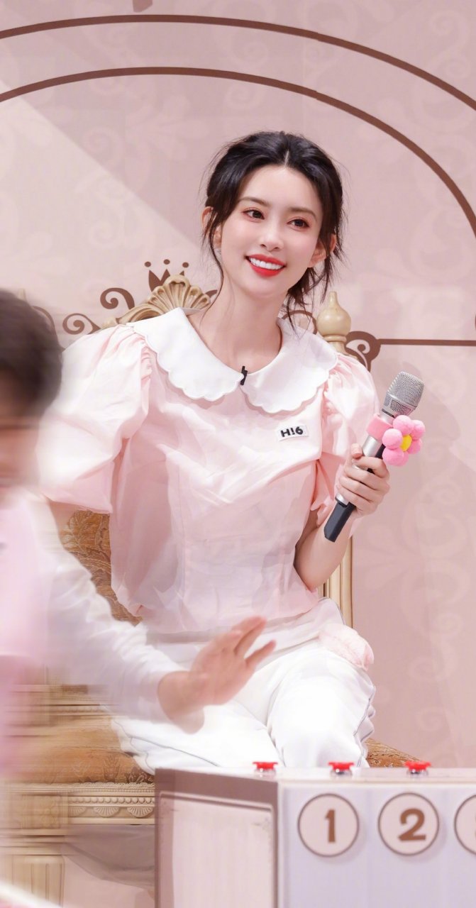 孟子义高清壁纸头像无水印(十一)[小红花]